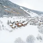 De Luxe Avec Espace Detente A Le Praz, Proche Des Pistes Et Commodites - Fr-1-568-42 Chalet *